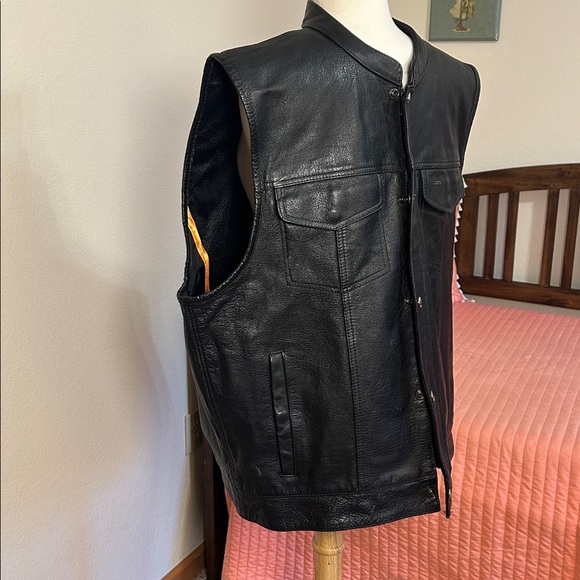 Milwaukee Leather Black Motorcycle Vest with conceal Cary pockets size 3XL - Picture 2 of 14